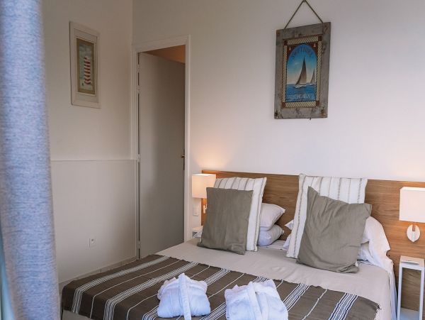 St. Barts Home 985624