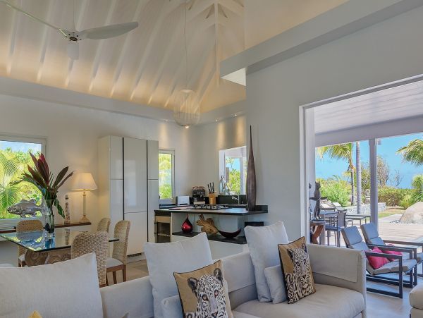 St. Barts Home 985625