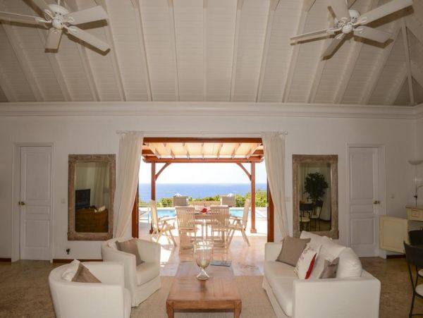 St. Barts Home 985626