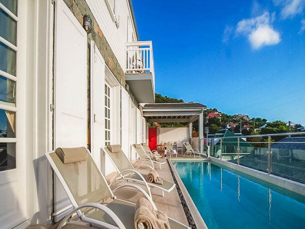 St. Barts Home 985627