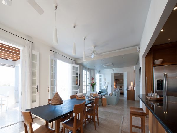 St. Barts Home 985627