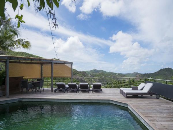 St. Barts Home 985629
