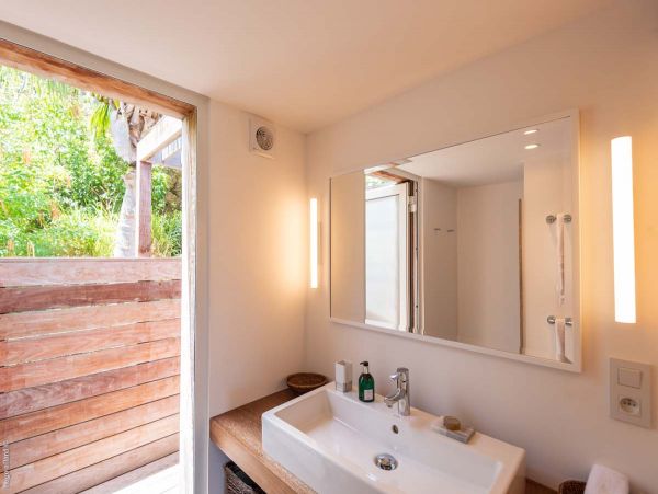 St. Barts Home 985630