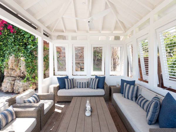 St. Barts Home 985630