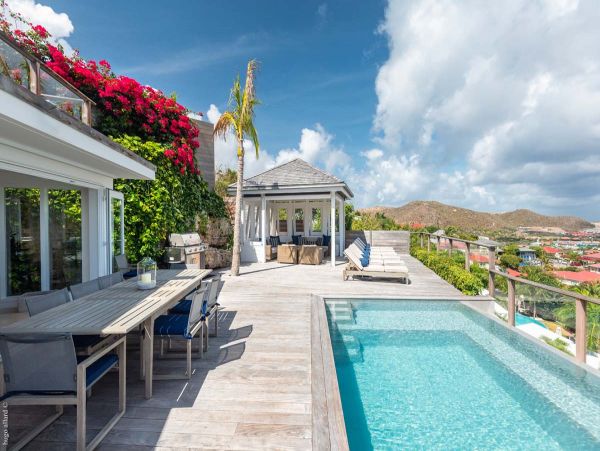 St. Barts Home 985630