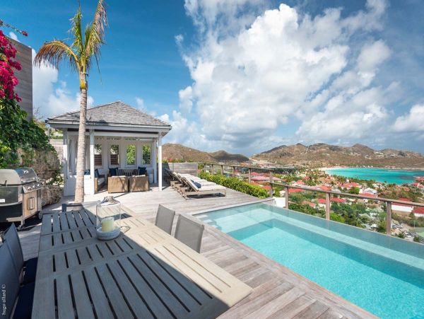St. Barts Home 985630