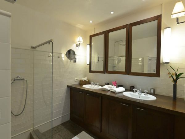 St. Barts Home 985632