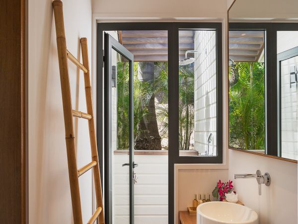 St. Barts Home 985633