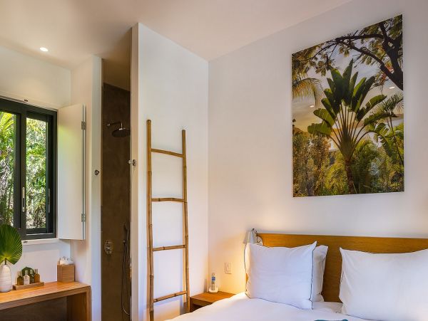 St. Barts Home 985633