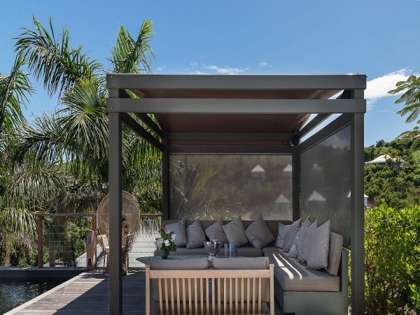 St. Barts Home 985633