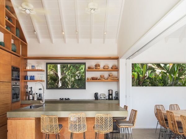 St. Barts Home 985633