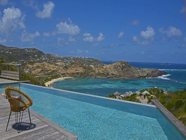 St. Barts Home 985634