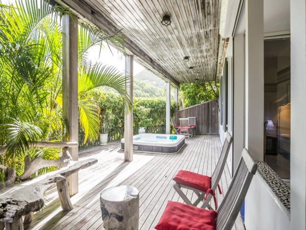 St. Barts Home 985637