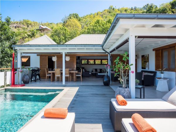 St. Barts Home 985639