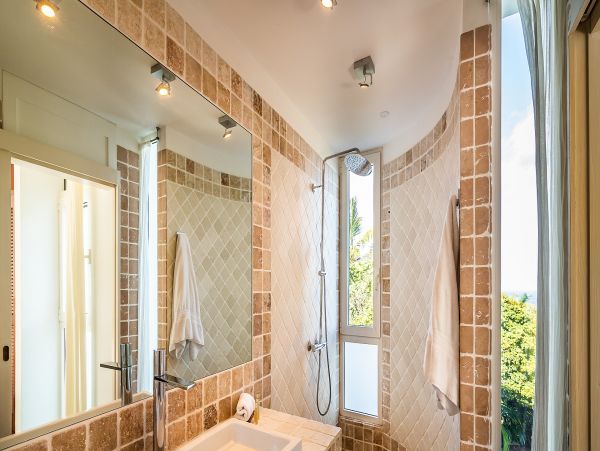 St. Barts Home 985640