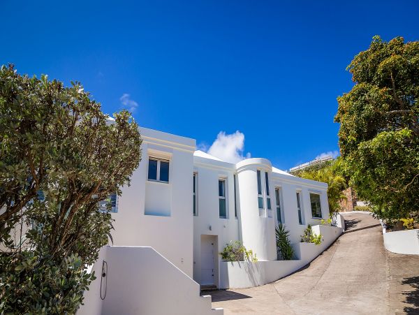 St. Barts Home 985640