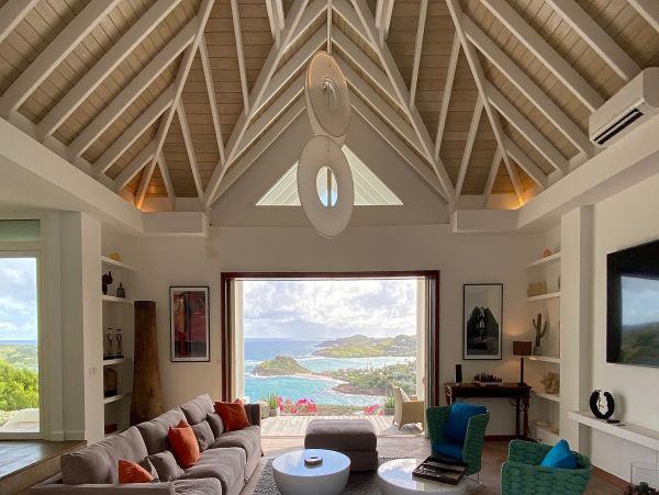St. Barts Home 985640