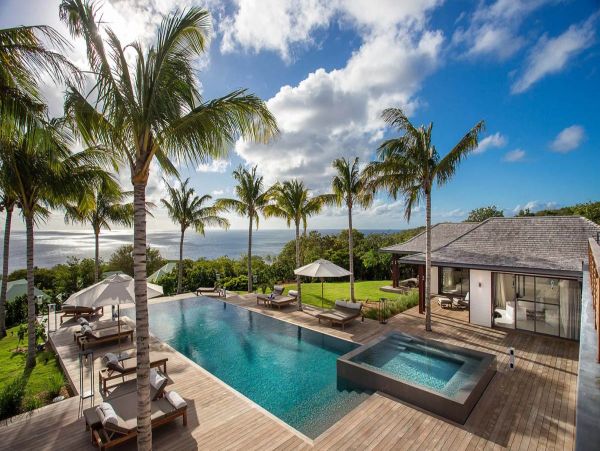 St. Barts Home 985642