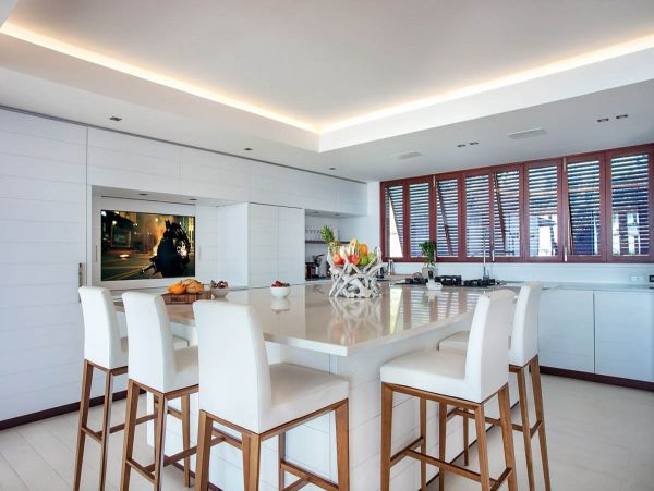 St. Barts Home 985642