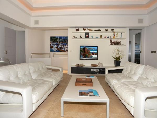 St. Barts Home 985643