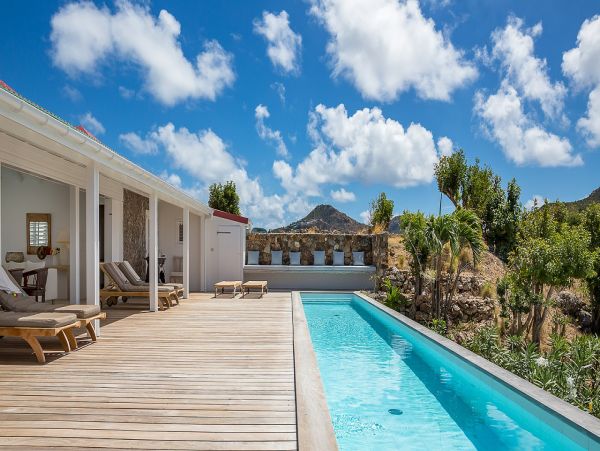St. Barts Home 985644