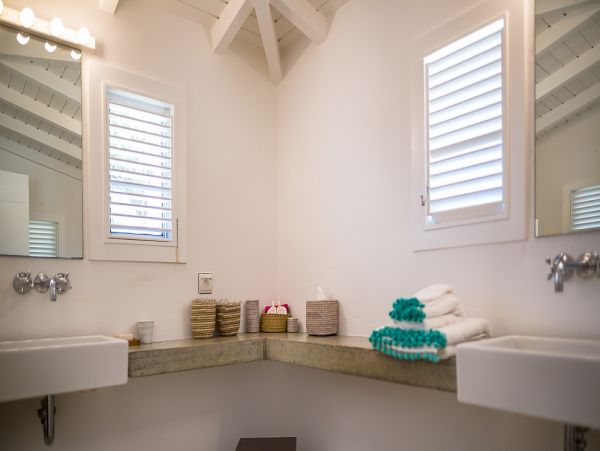 St. Barts Home 985644