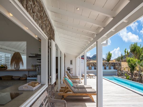 St. Barts Home 985644