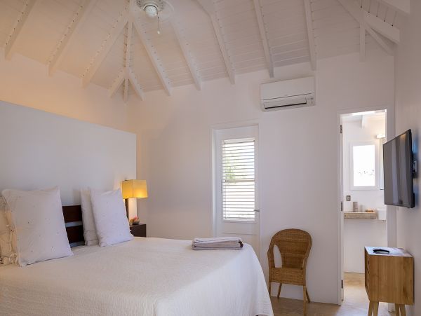 St. Barts Home 985644