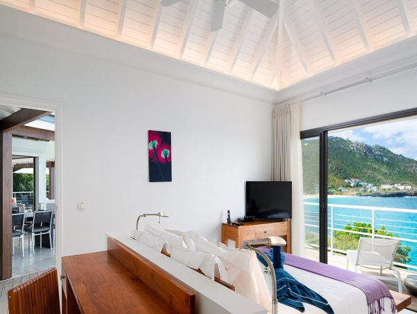St. Barts Home 985647