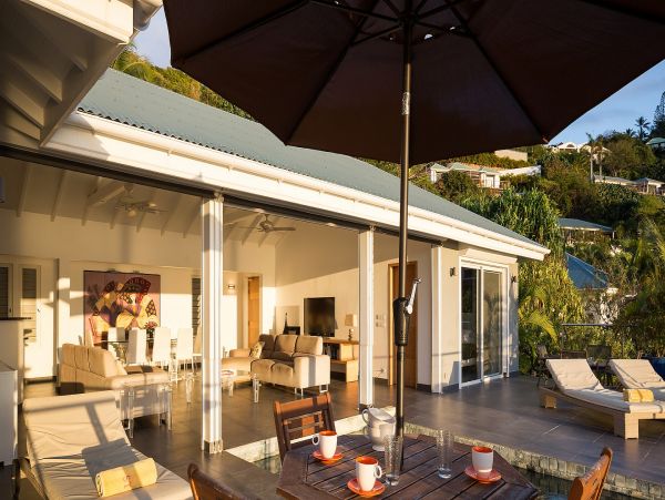 St. Barts Home 985648