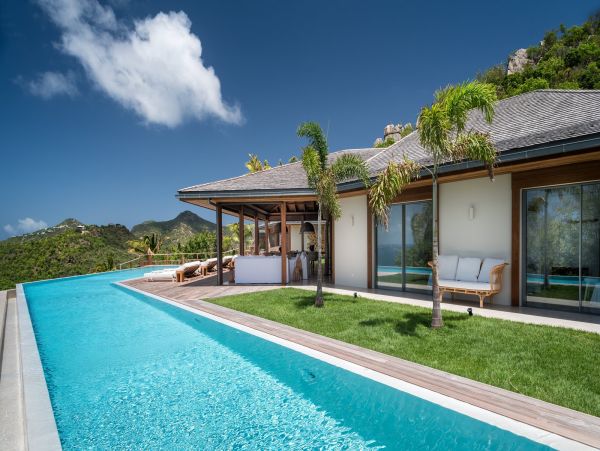 St. Barts Home 985649