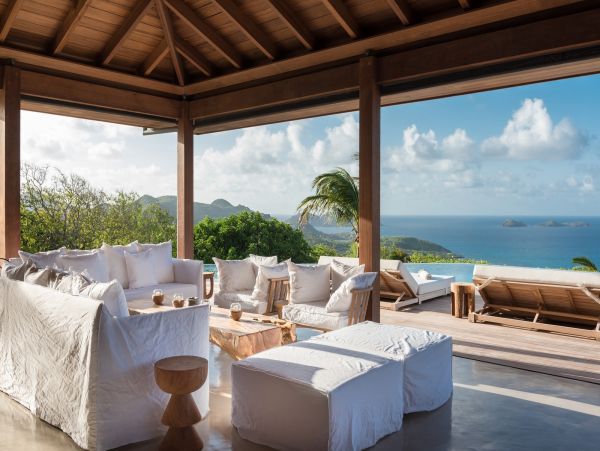 St. Barts Home 985649