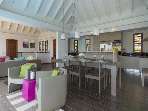 St. Barts Home 985650