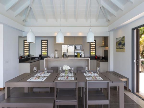 St. Barts Home 985650