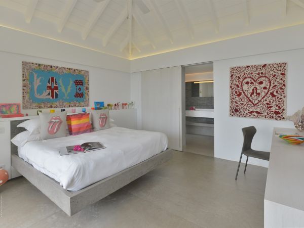 St. Barts Home 985652