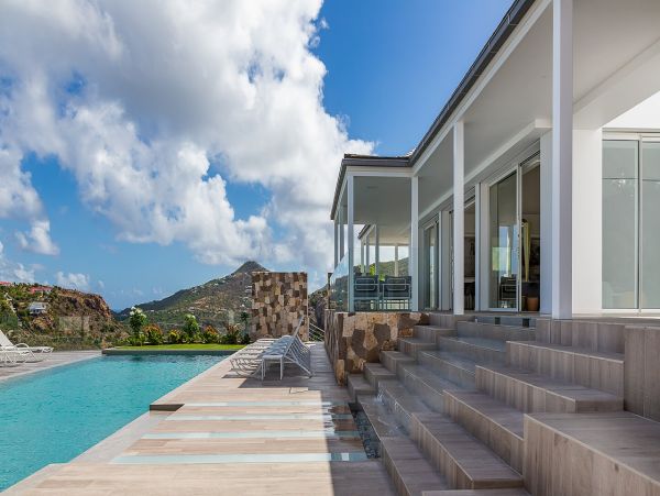 St. Barts Home 985654