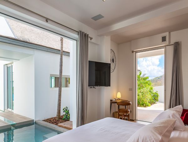 St. Barts Home 985654