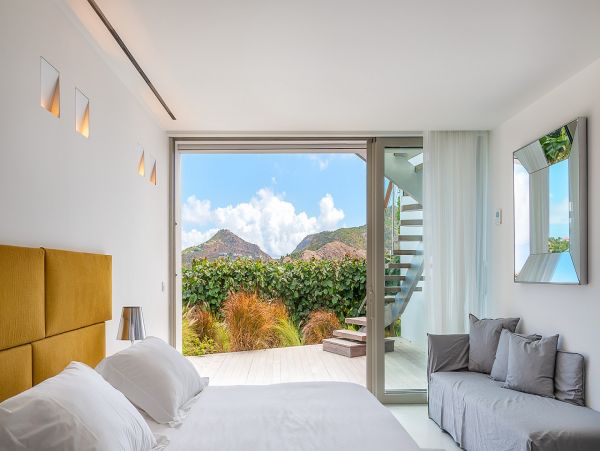 St. Barts Home 985654