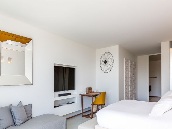 St. Barts Home 985654