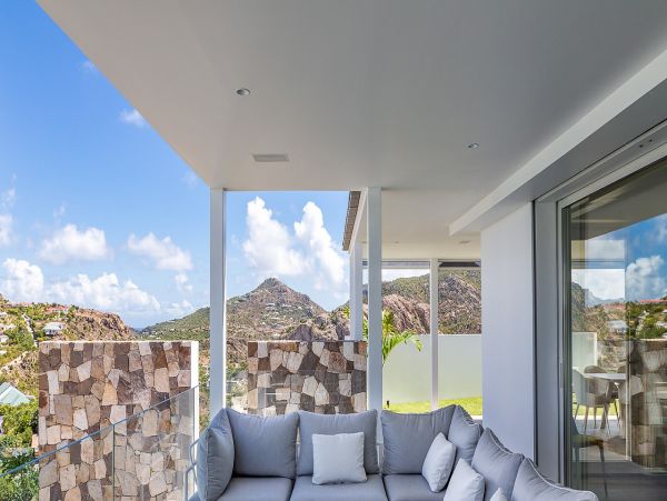 St. Barts Home 985654