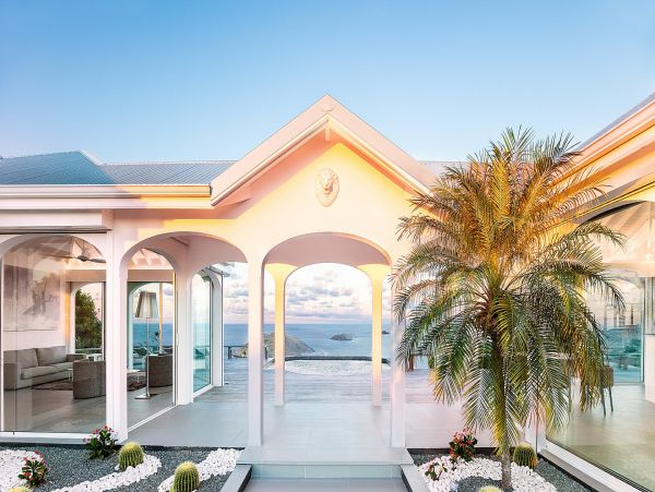 St. Barts Home 985655