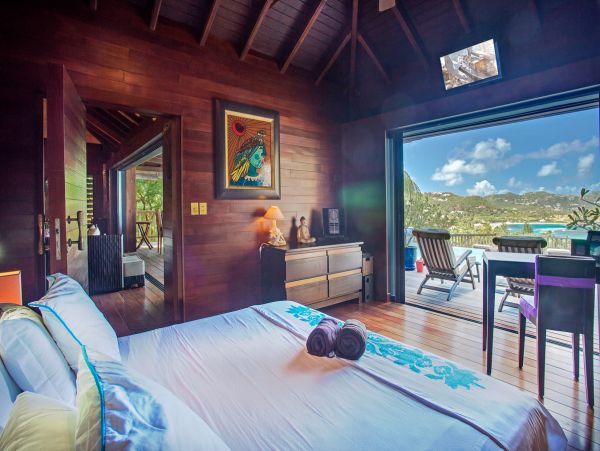 St. Barts Home 985656