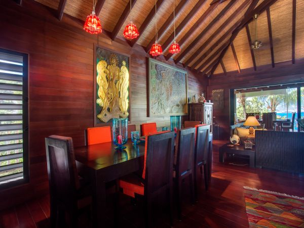 St. Barts Home 985656