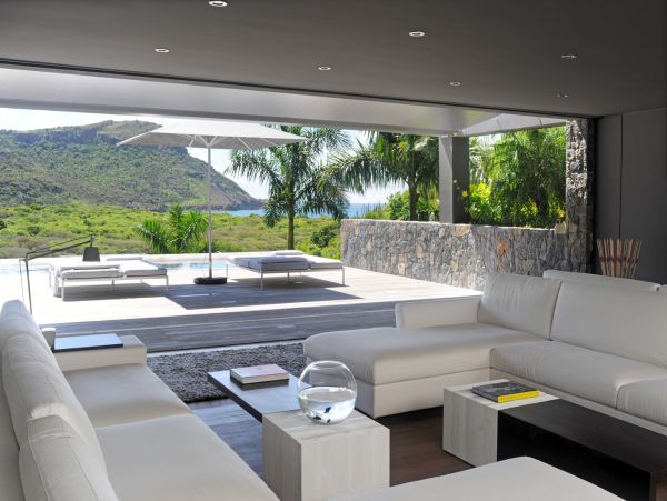 St. Barts Home 985658