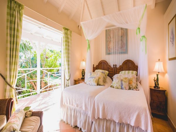 St. Barts Home 985661