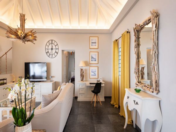 St. Barts Home 985662