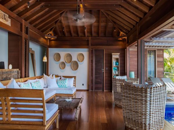 St. Barts Home 985663