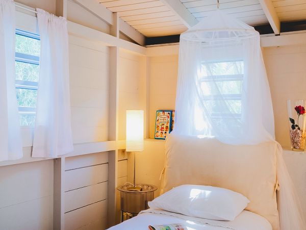 St. Barts Home 985664