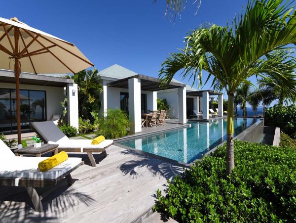 St. Barts Home 985665