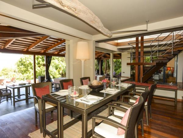 St. Barts Home 985666